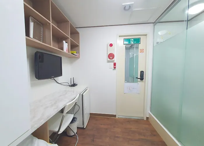 Casa de hóspedes Sinsa Stay- Female Only