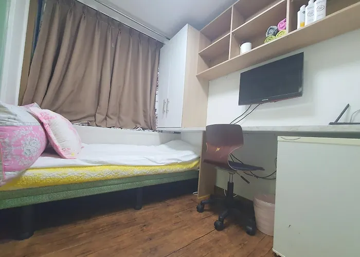 Casa de hóspedes Sinsa Stay- Female Only