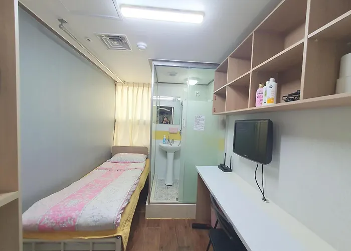 Casa de hóspedes Sinsa Stay- Female Only Seul
